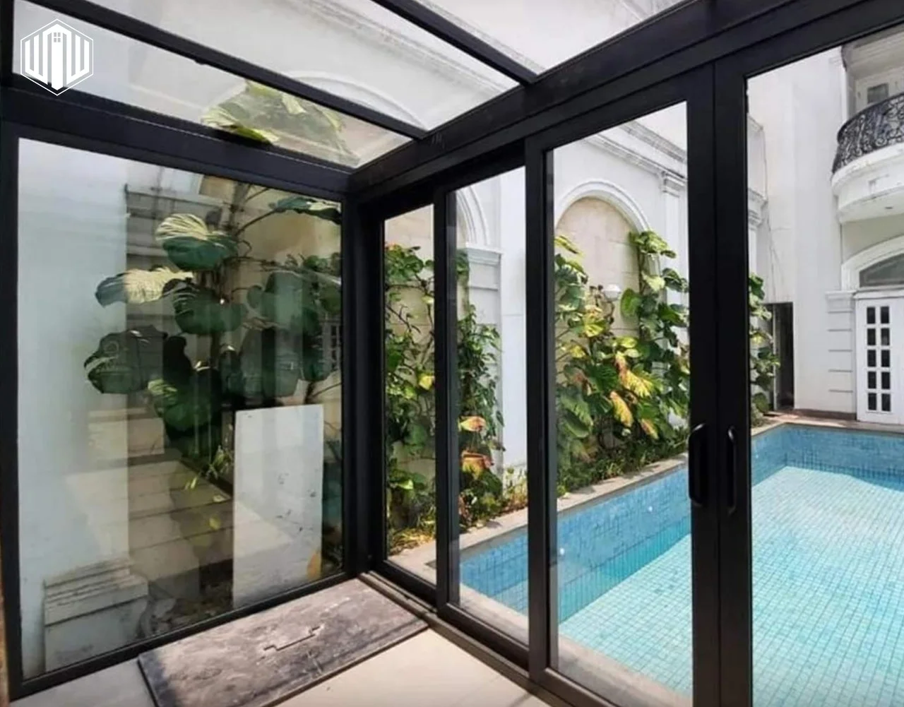 ผลงานบานเฟี้ยมอลูมิเนียม 6 บาน Pool Pavilion WeWealthAlu