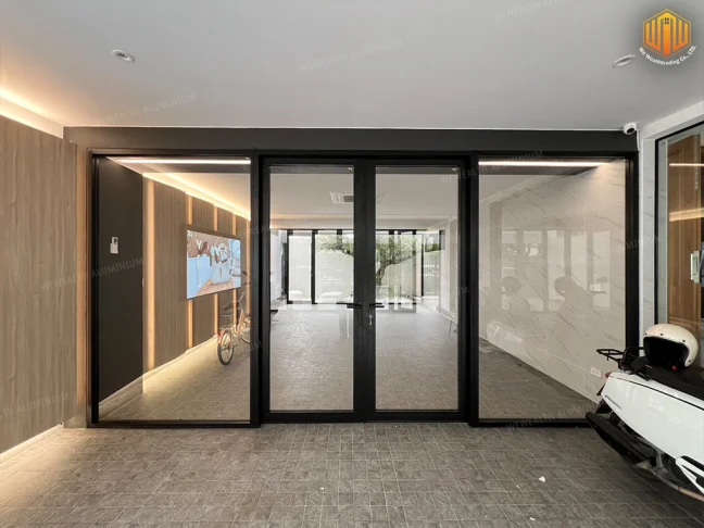 ประตูบานเปิดอลูมิเนียม กระจกเทมเปอร์ ติดตั้ง นนทบุรี - We Wealthtrading